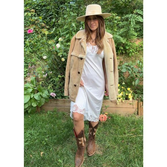 Vintage Shearling Pioneer Wear Coat — Suede and Sherpa - Picture 4 of 9